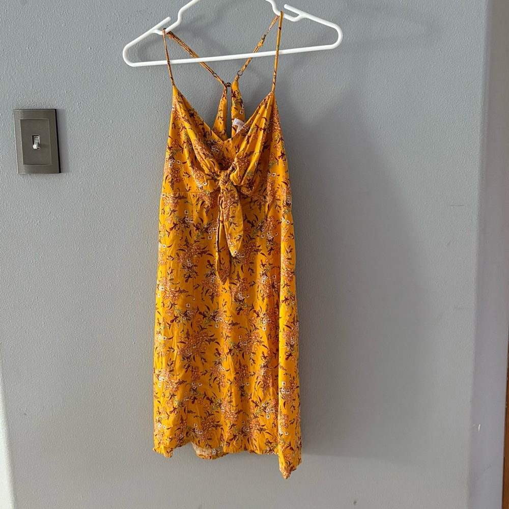 xhileration Floral Spaghetti Strap V-Neck Mini Dress